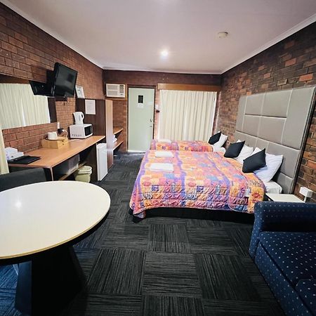 Two Rivers Motel Wentworth Екстериор снимка