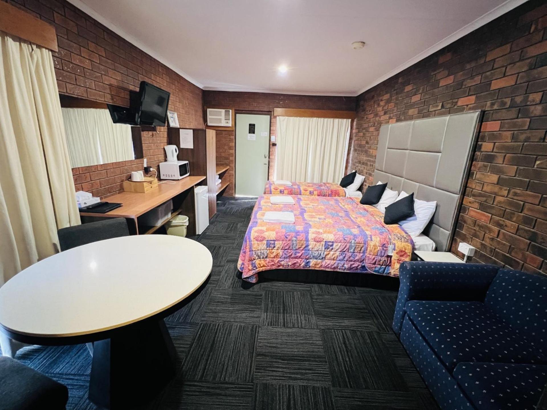 Two Rivers Motel Wentworth Екстериор снимка